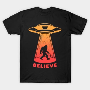 UFO Alien Bigfoot Abduction Believe T-Shirt